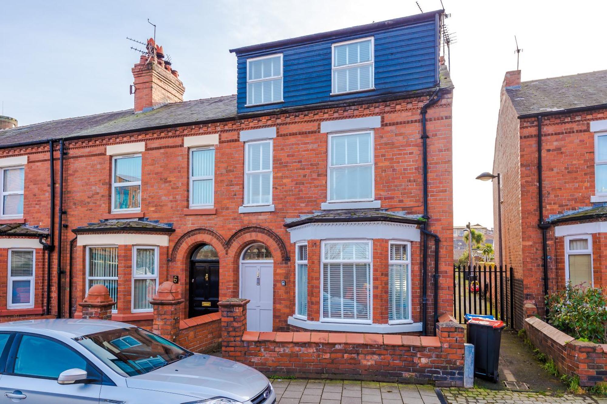 Large 7 Bedroom Town House In Chester City Centre Bagian luar foto