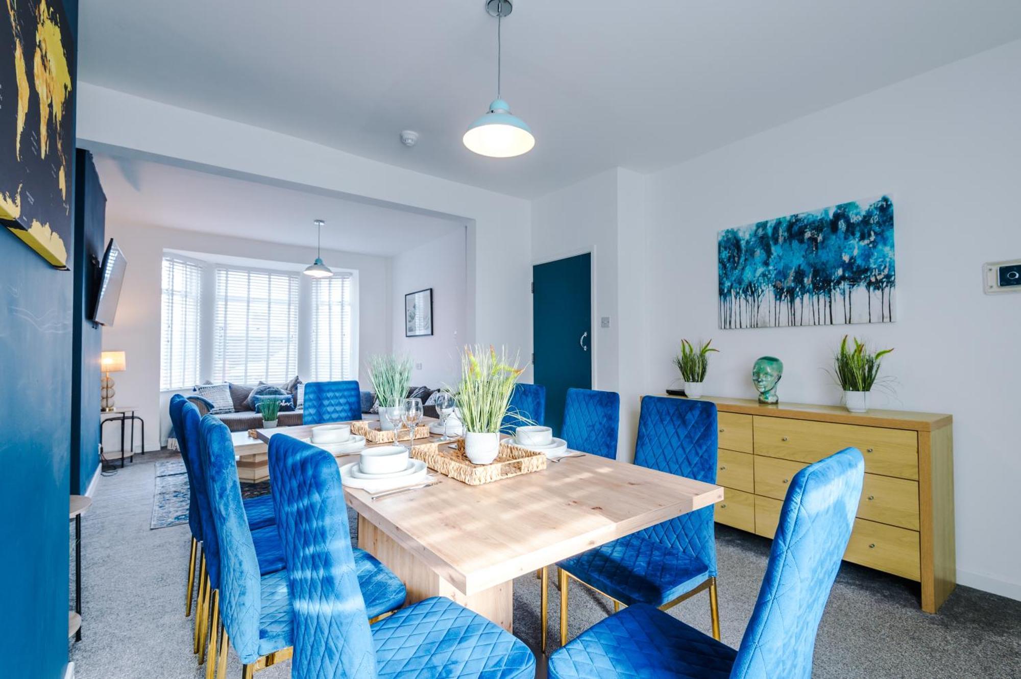Large 7 Bedroom Town House In Chester City Centre Bagian luar foto