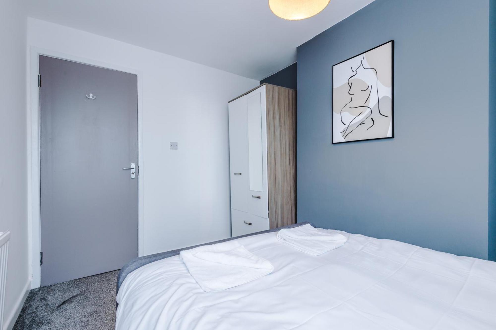 Large 7 Bedroom Town House In Chester City Centre Bagian luar foto